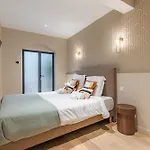 Luxury Grand Air-conditioned In The Heart Of Apartmán