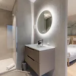 Luxury Grand Air-conditioned In The Heart Of Apartmán