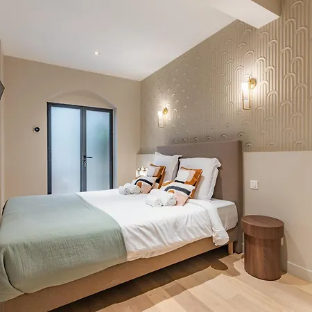 Luxury Grand Air-conditioned In The Heart Of Lejlighed